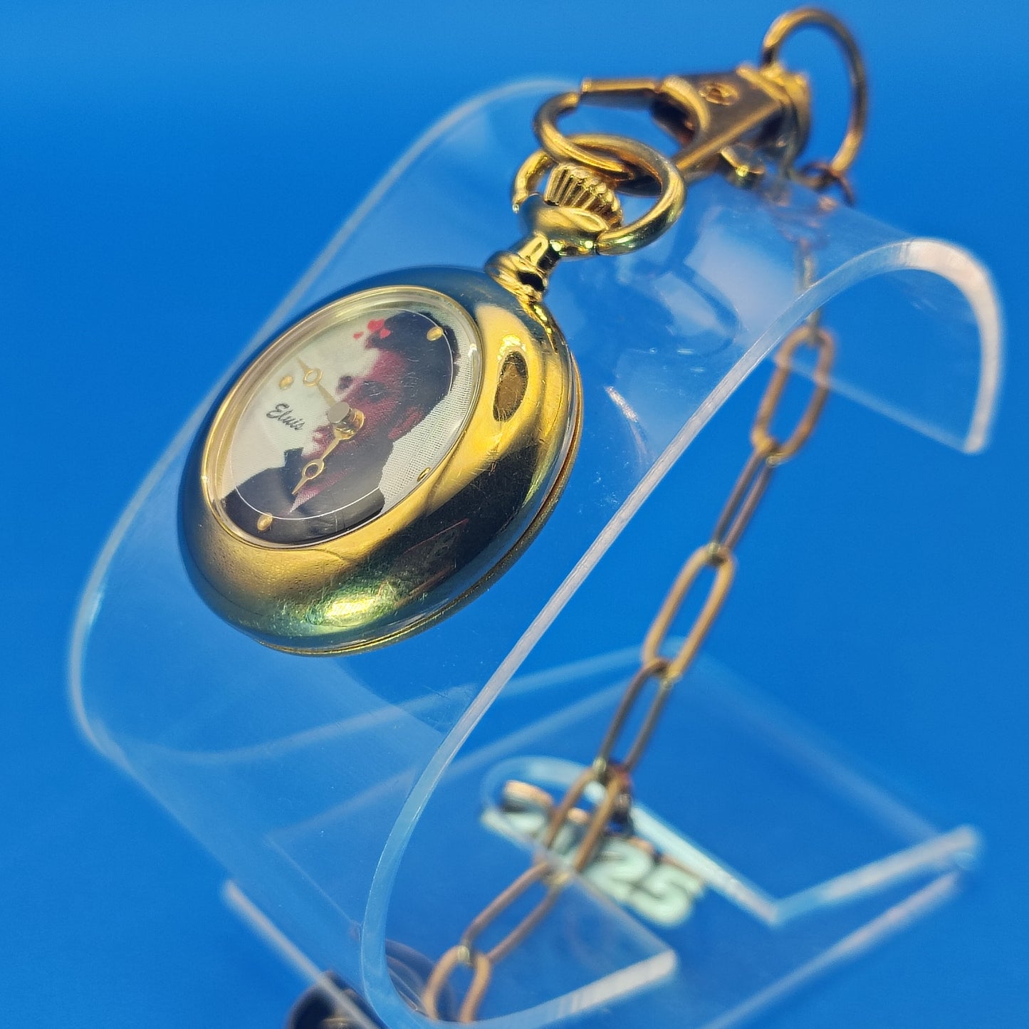 Vintage 1997 Elvis Licensed 34mm Women's Quartz Pocket Watch Heart Seconds Charm
