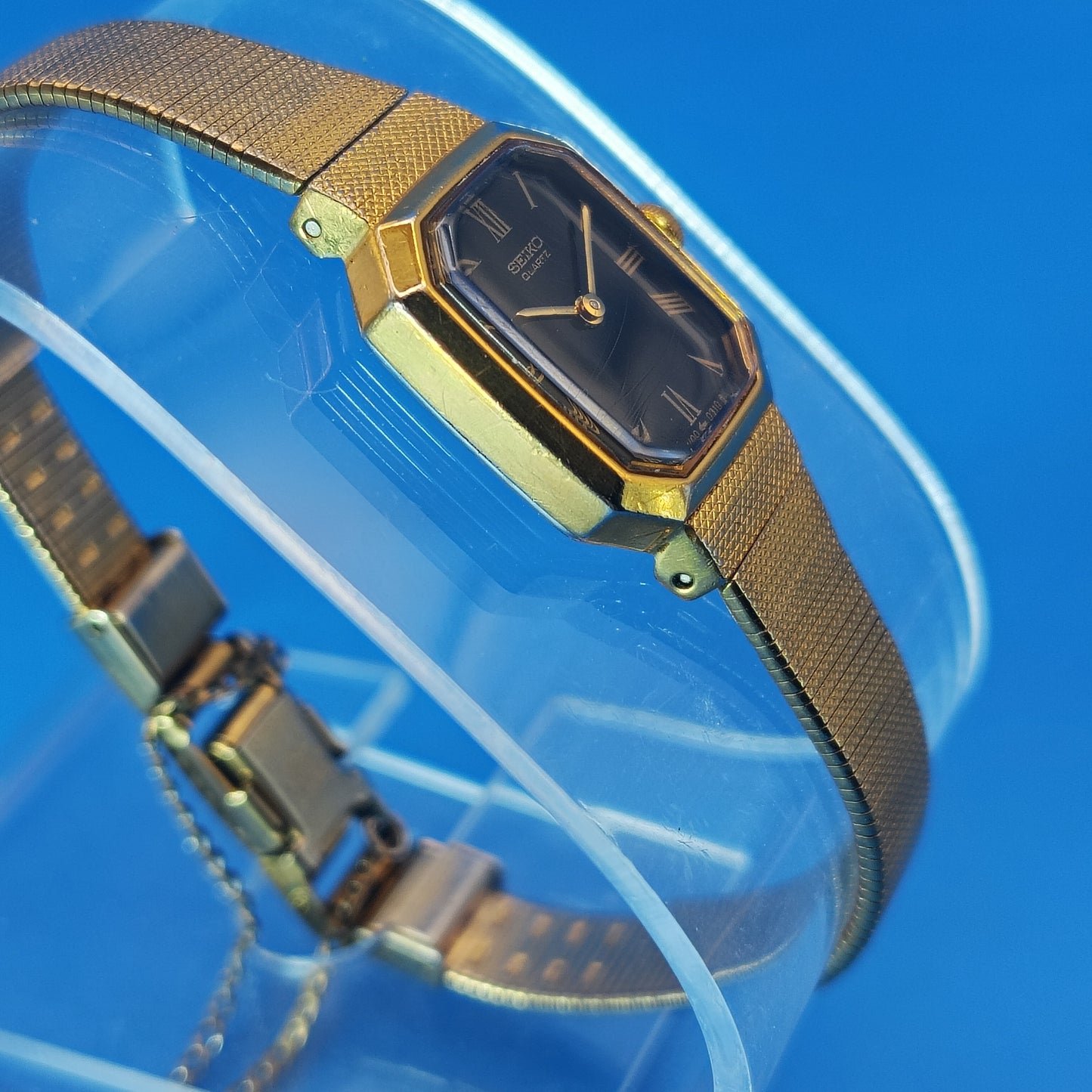 Vintage 1982 Seiko Japan 18mm Octogon  Women's Quartz Cocktail Watch Restored