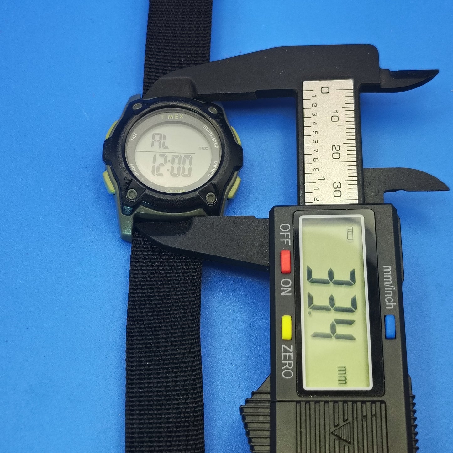 Vintage 2010 Timex Indiglo 33mm Mens Quartz Digital Field Watch New Nato Strap