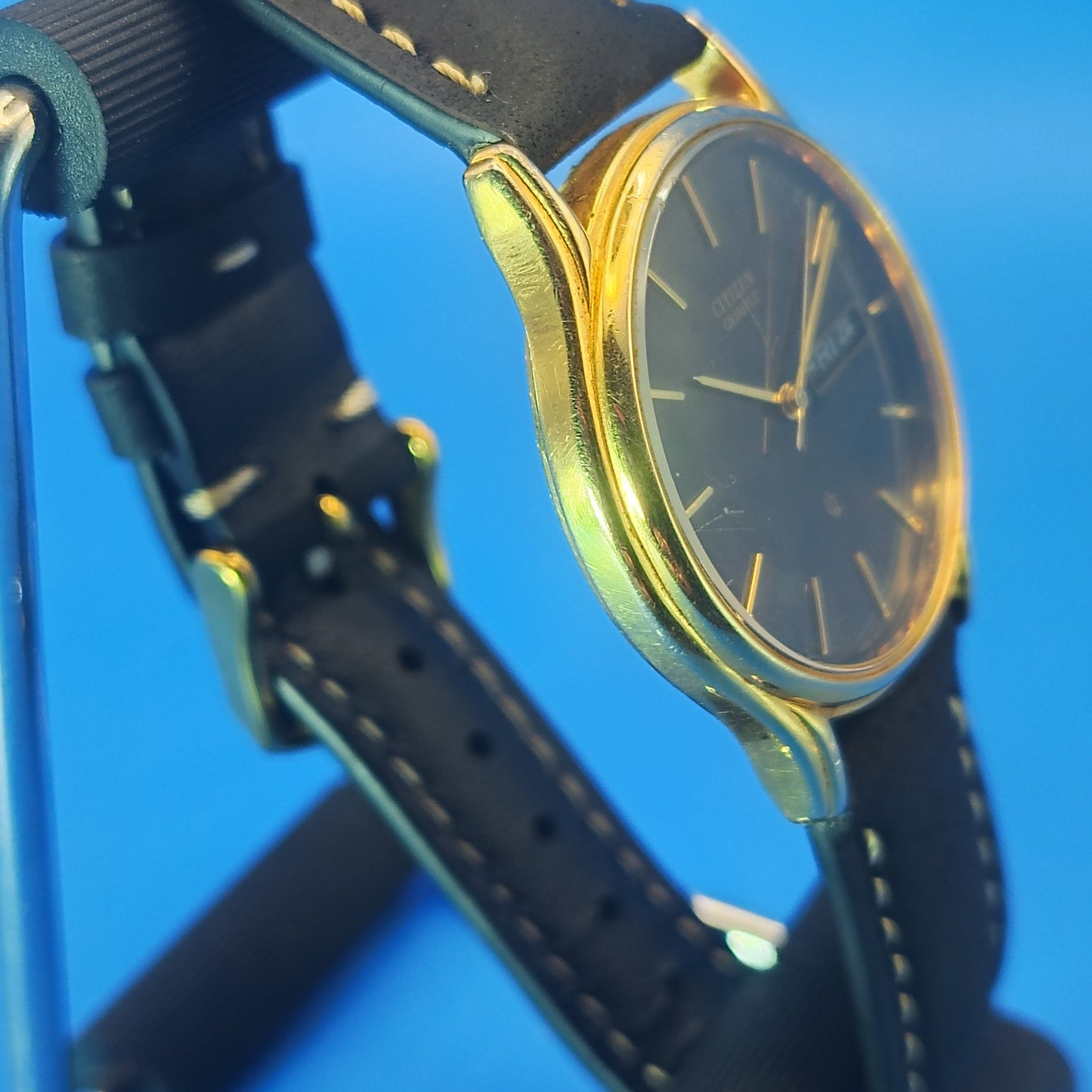 Vintage 1988 Citizen 6100 Day-Date 32mm Mens Quartz Dress Watch Restored