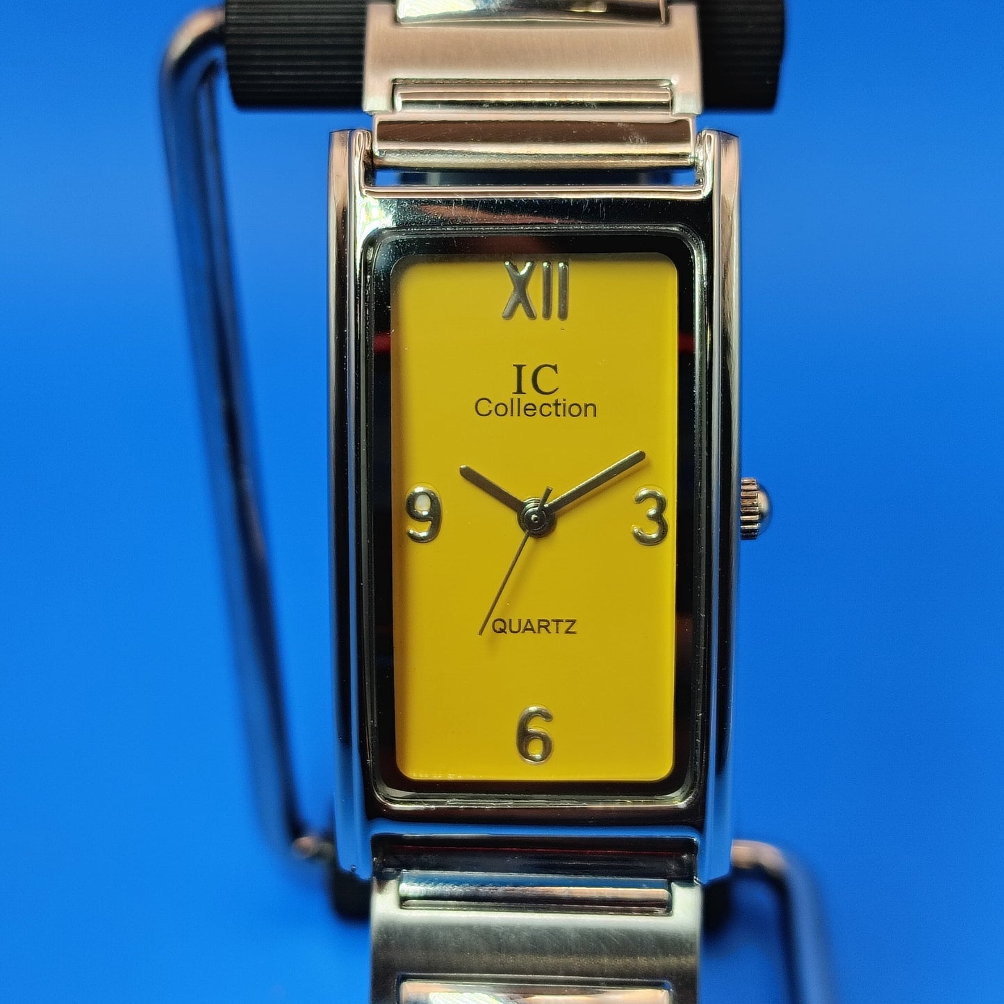 New! Vintage 2001 IC Collection Tank Mens/Unisex 36mm Quartz Dress Watch NOS