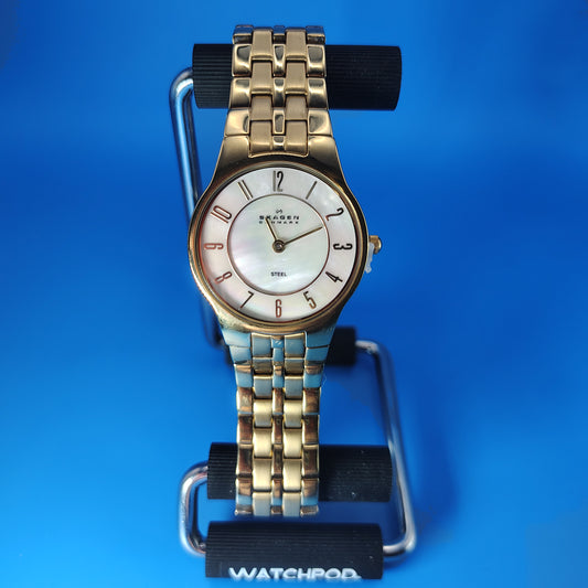 Skagen Denmark Mother of Pearl 28mm Women's Quartz Watch Swiss Movement New