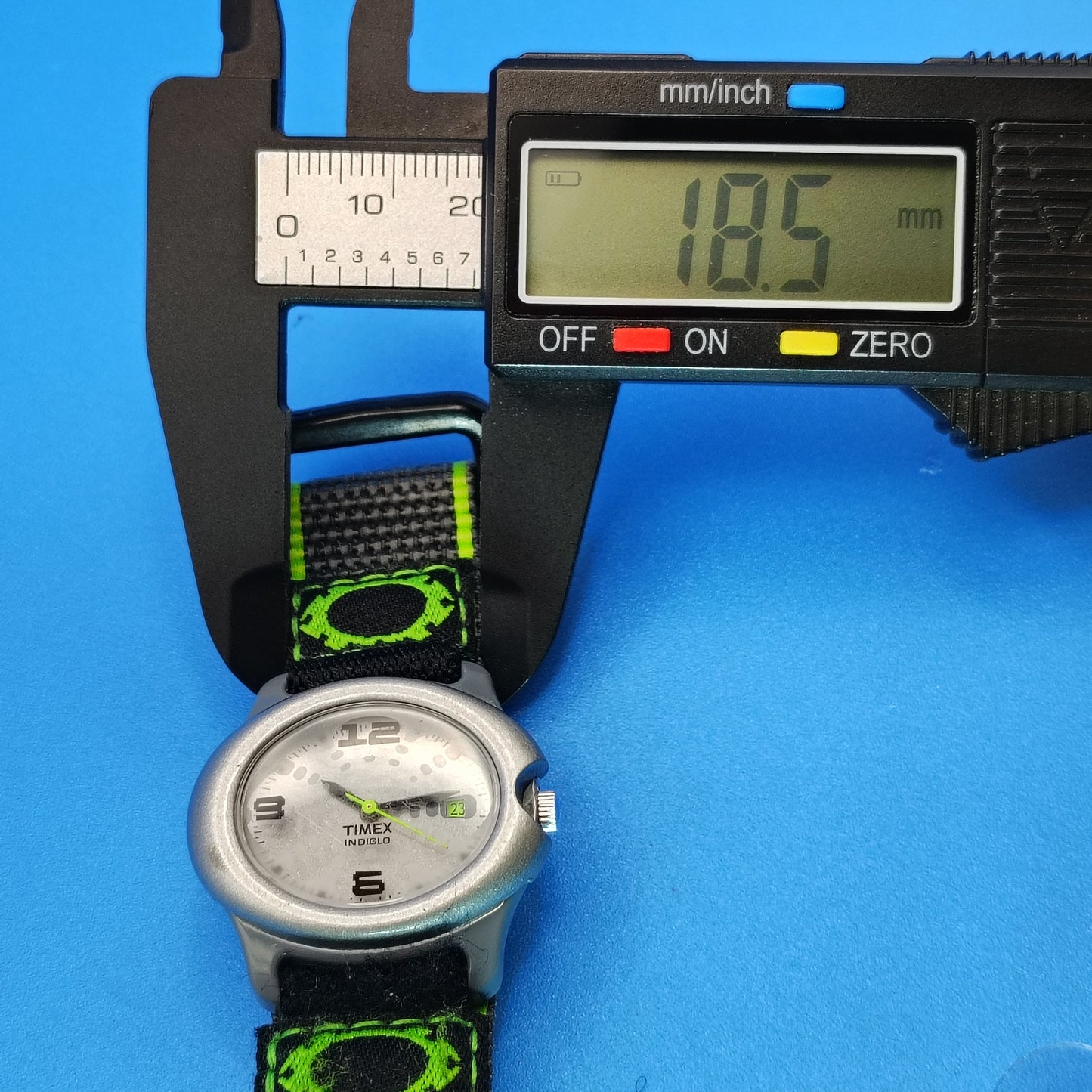 Vintage 1998 Timex Indiglo Y2K Pebble Case Date Quartz Sport Watch Restored