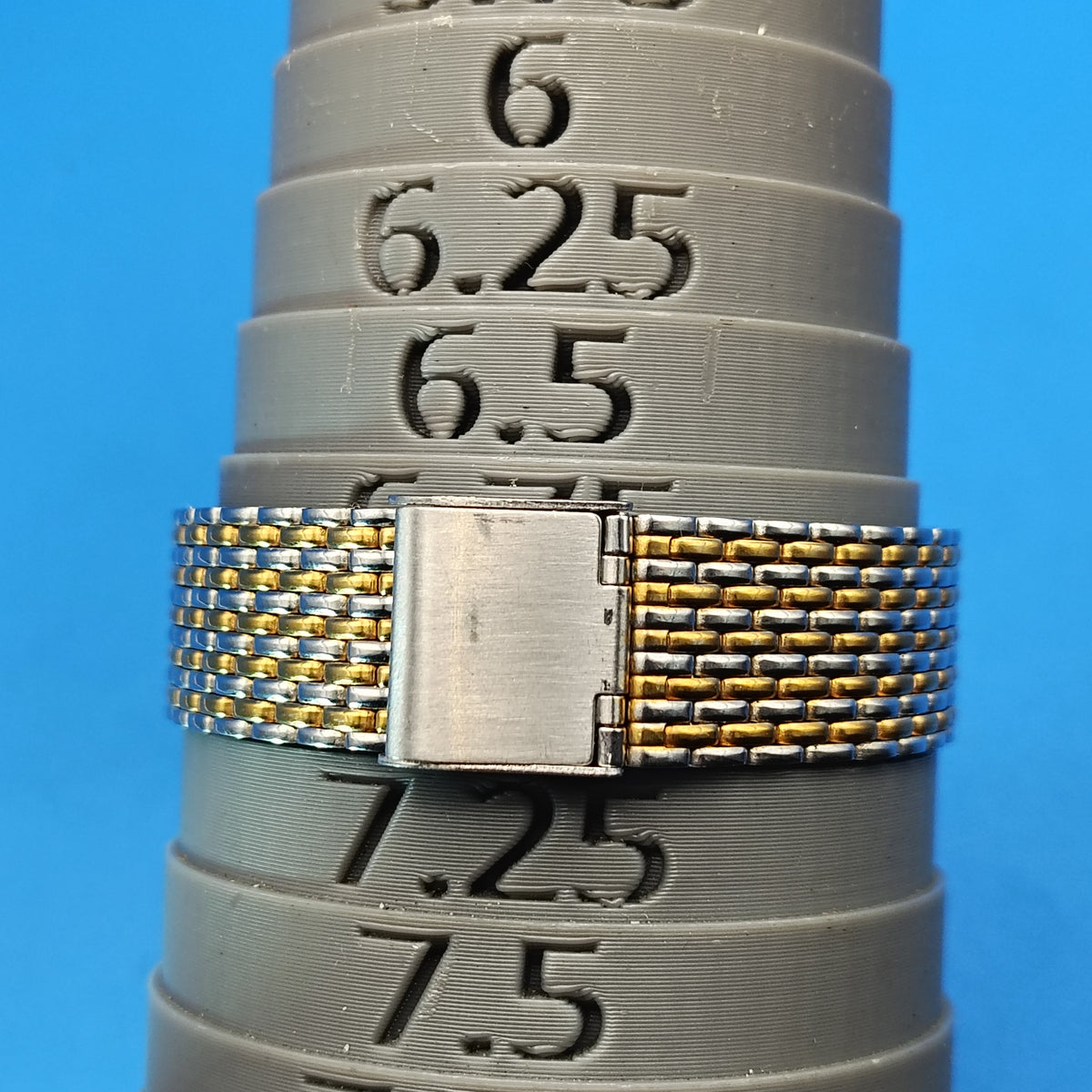 Vintage 1995 Collezio Diamond 31mm Women's Quartz Designer Watch Restored Clearance