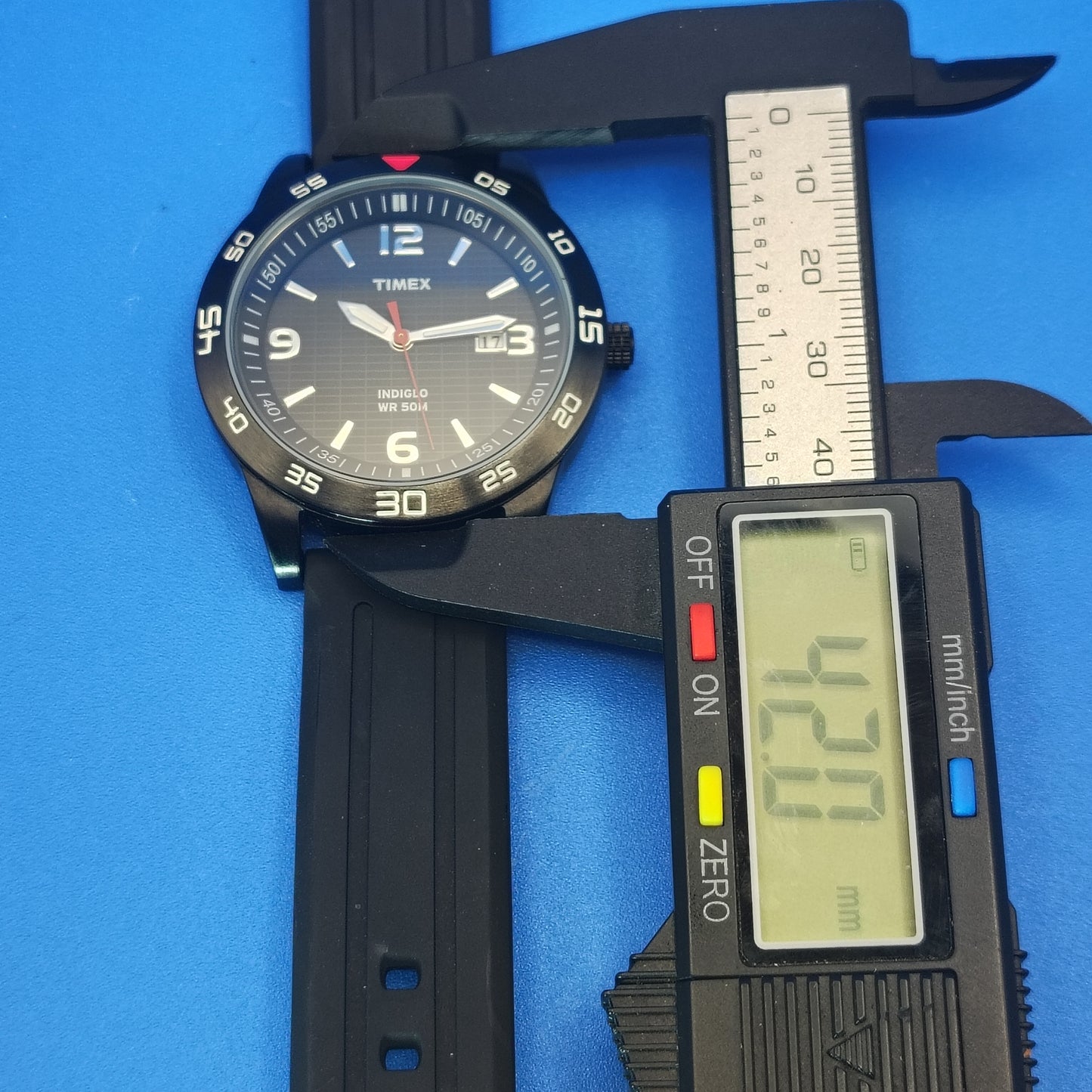 Vintage 2007 Timex Expedition Sport Indiglo 42mm Mens Quartz Watch Mint Cond.