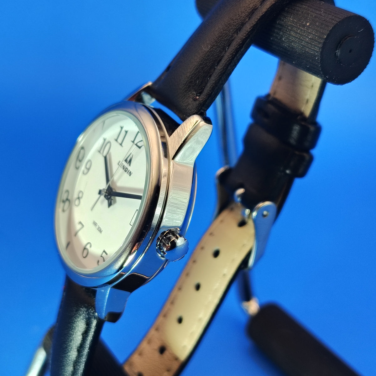 Vintage 2010 Lenqin L013 Date 30mm Women's Quartz Watch Fully Restored Clearance