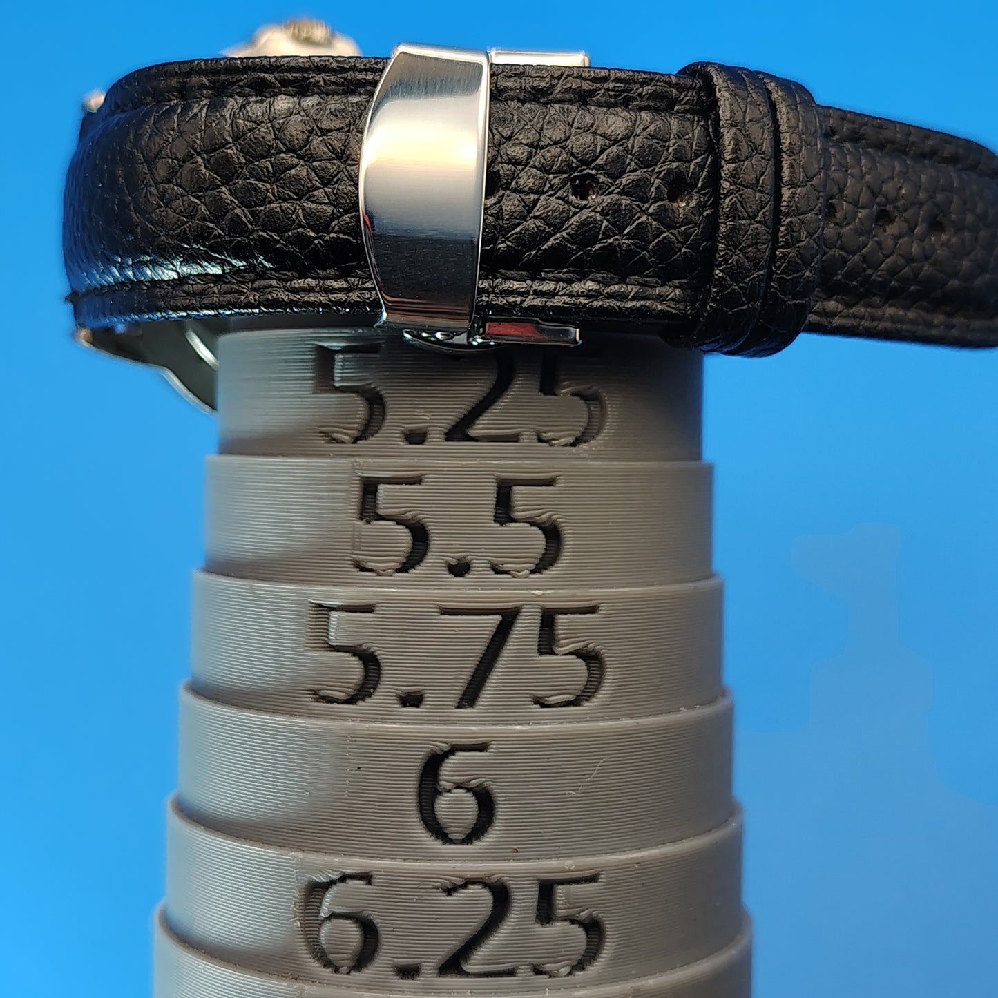 Vintage 1998 Waltham Diver Style 36mm Mens Quartz Watch New Leather Strap Resto