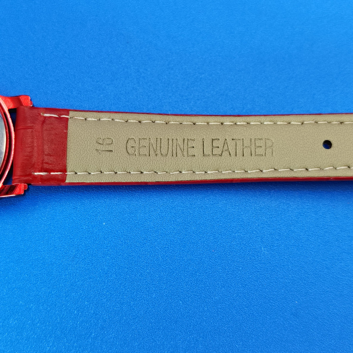 Vintage 2008 Avon Happy Holidays Santa Bear 32mm Women's Quartz Watch New Strap