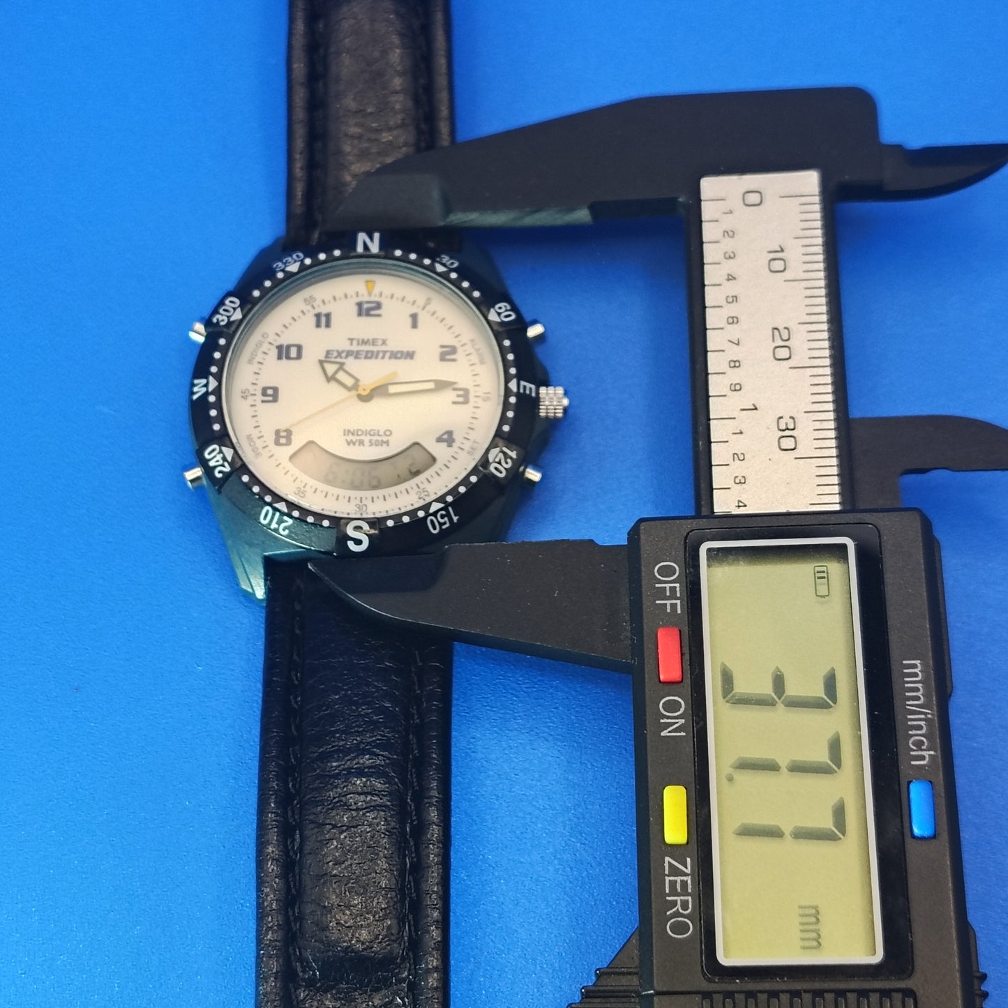 Vintage 2004 Timex Expedition INDIGLO Dual Time Ani-Digi 38mm Mens Quartz Watch