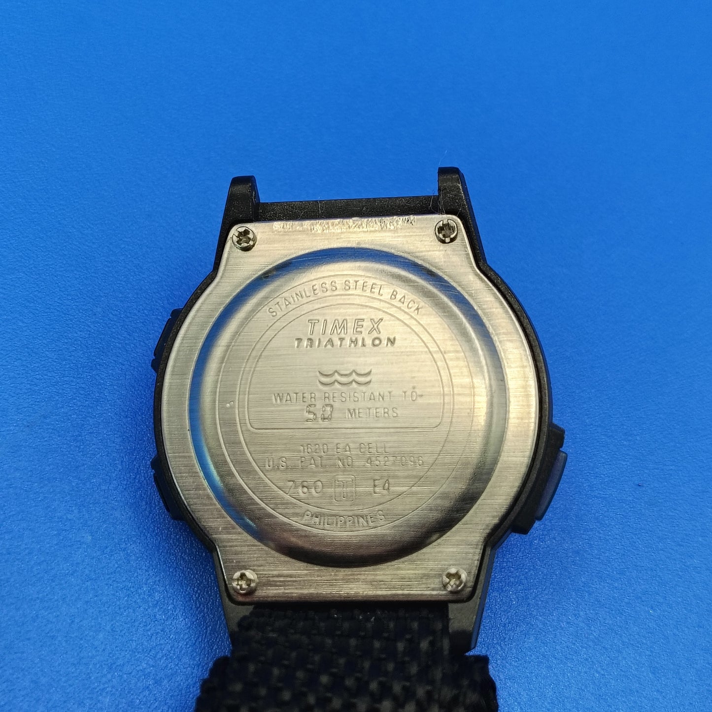 Vintage 1994 Timex Triathlon Indiglo 38mm Mens Quartz Retro Digital Sport Watch