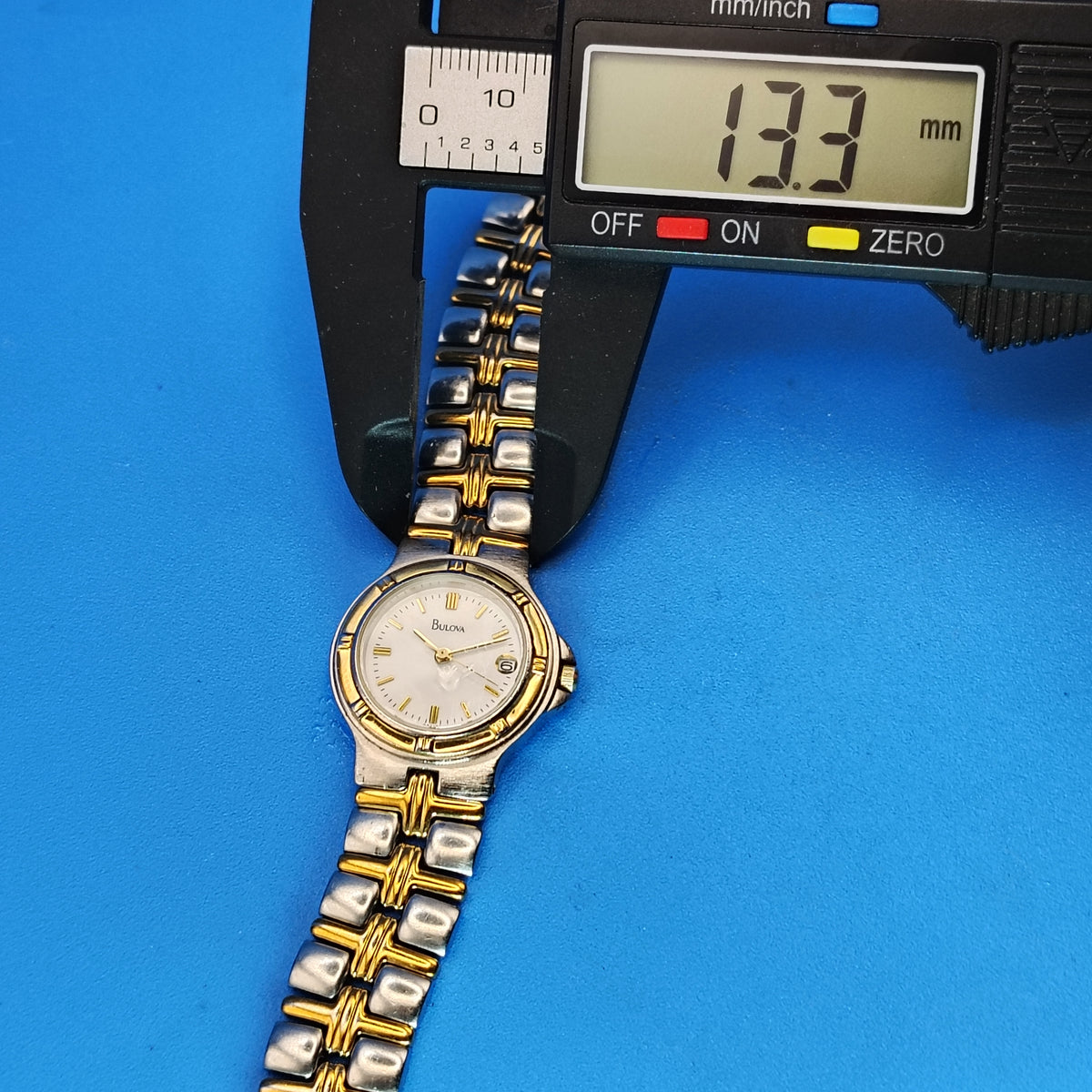 Vintage 1997 Bulova 98M36 Date Two Tone 22mm Women's Quartz Luxury Watch Near Mint