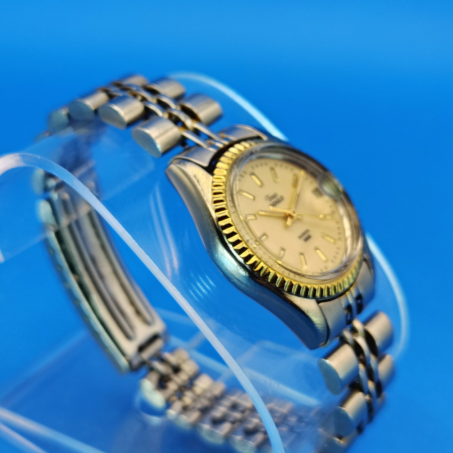 Vintage 1996 Timex Indiglo Presidential Date 24mm Women's Quartz Dress Watch