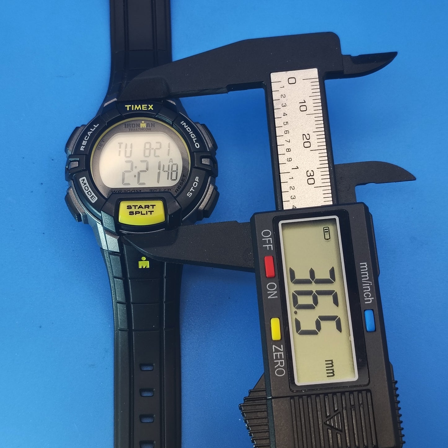 New! Vintage 2015 Timex Iron Man 38mm  Mens Quartz Digital Watch Nos Full Set