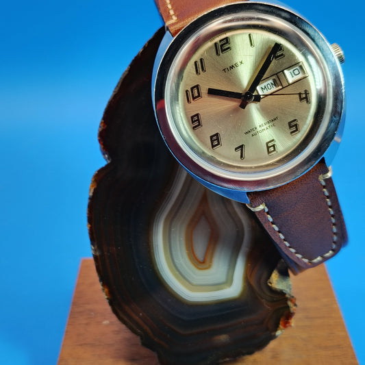 Vintage 1973 Timex Automatic Day/Date Mens Mechanical Watch New High Quality Wax Leather Strap