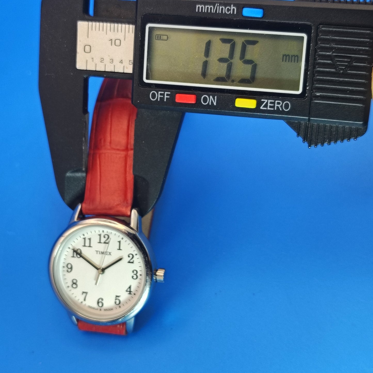 Vintage 2014 Timex Easy Reader 30mm Women's Quartz Watch Fully Restored