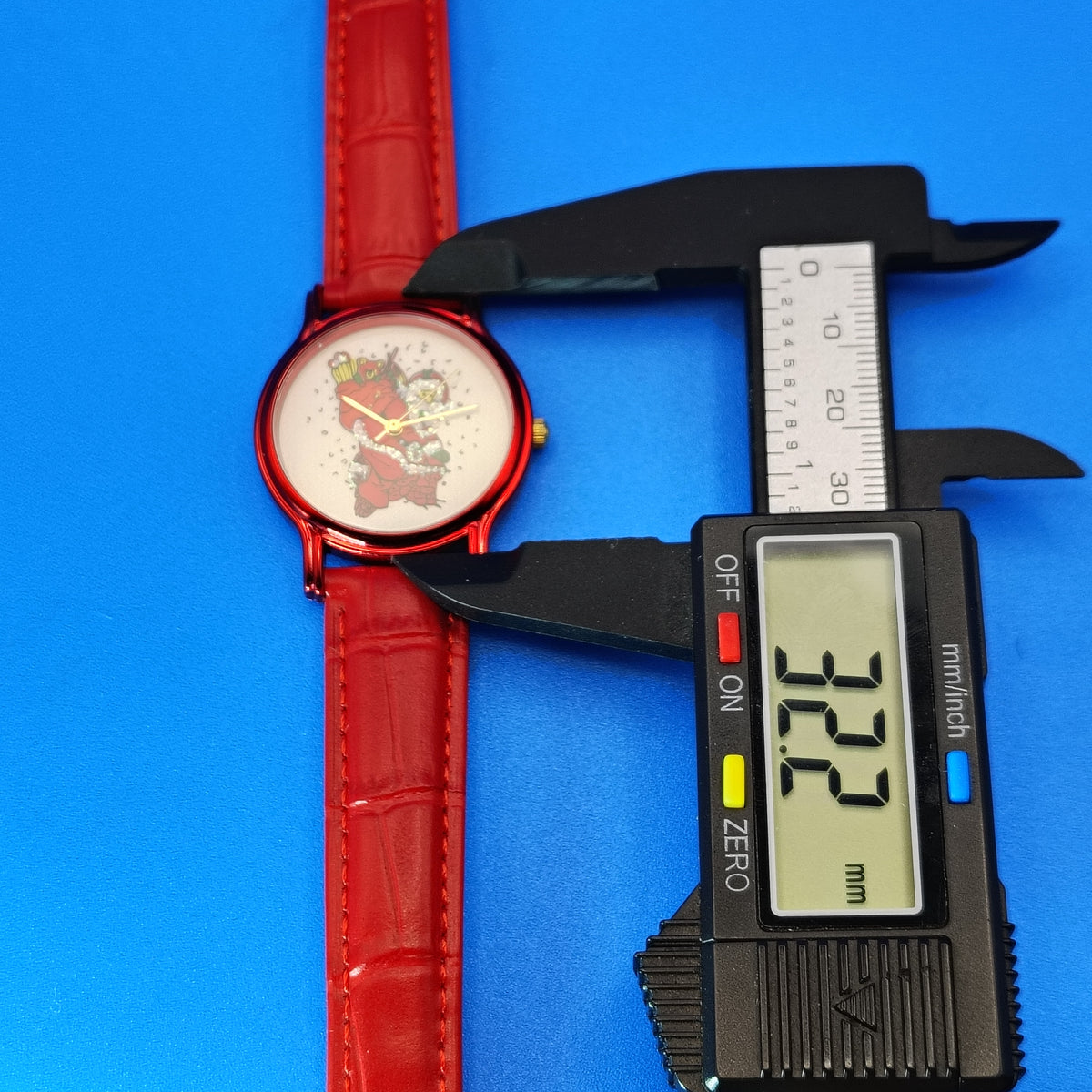 Vintage 2008 Avon Happy Holidays Santa Bear 32mm Women's Quartz Watch New Strap
