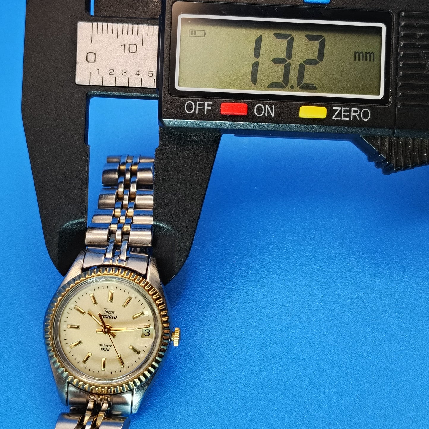 Vintage 1996 Timex Indiglo Presidential Date 24mm Women's Quartz Dress Watch