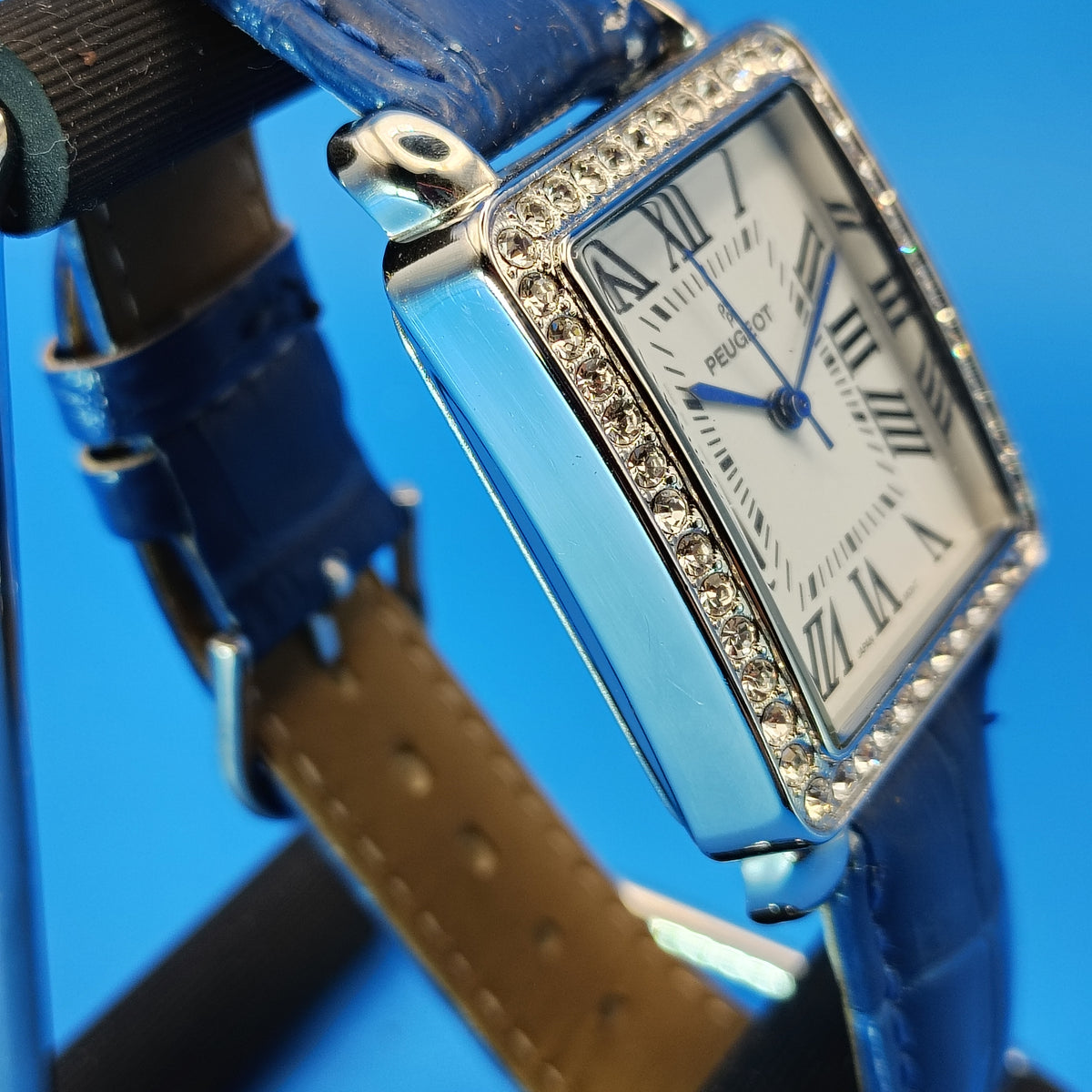 Vintage 2003 Peugot Rectangle Crystal Bezel Japan Movt 34mm Women's Quartz Watch