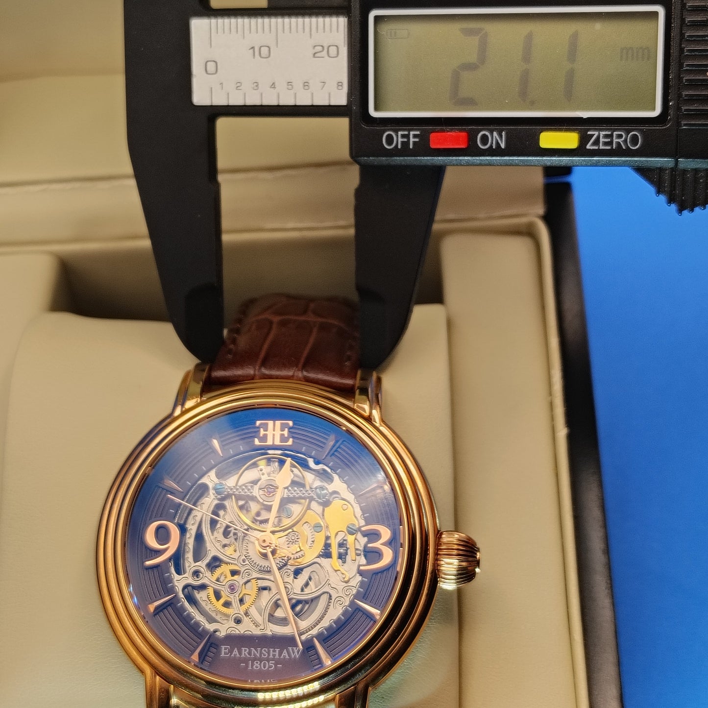 New! 2018 Thomas Earnshaw 8011 Skeleton Automatic Wind 48mm Mens Watch Wood Box