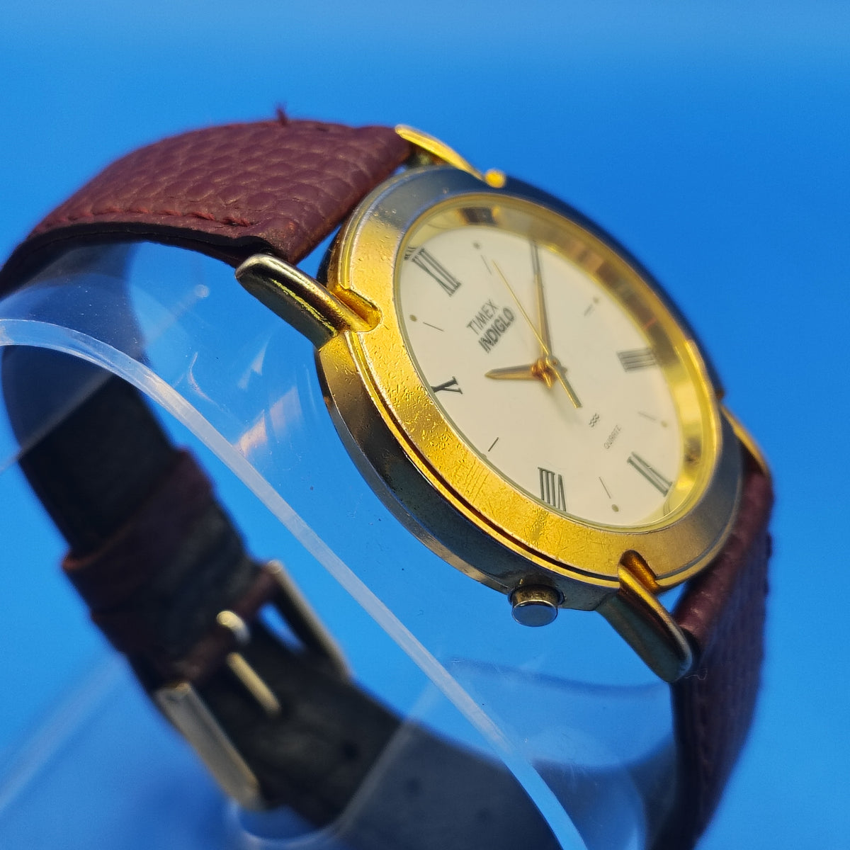 Vintage 1993 Timex Indiglo 32mm Women's Quartz Watch Crocodile Embossed Leather