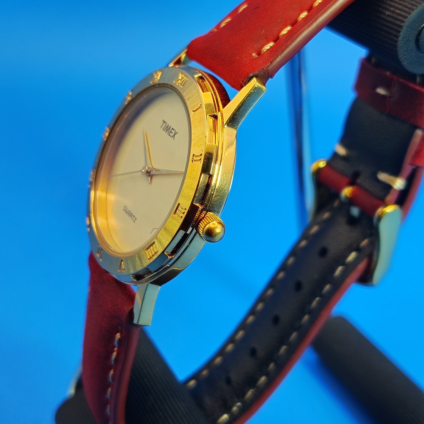 Vintage 1995 Timex Roman Numeral Mens Unisex 32mm Quartz Dress Watch New Strap