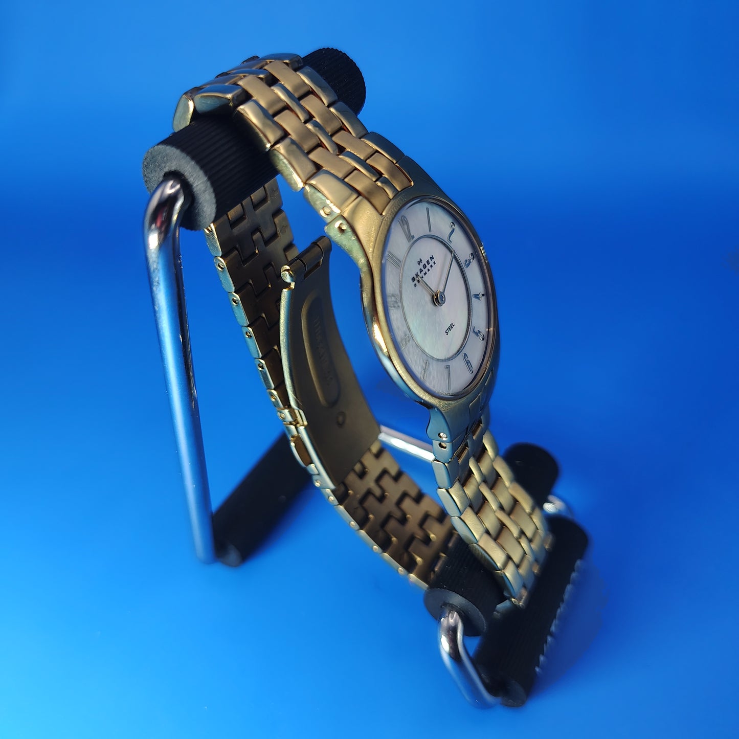 Skagen Denmark Mother of Pearl 28mm Women's Quartz Watch Swiss Movement New