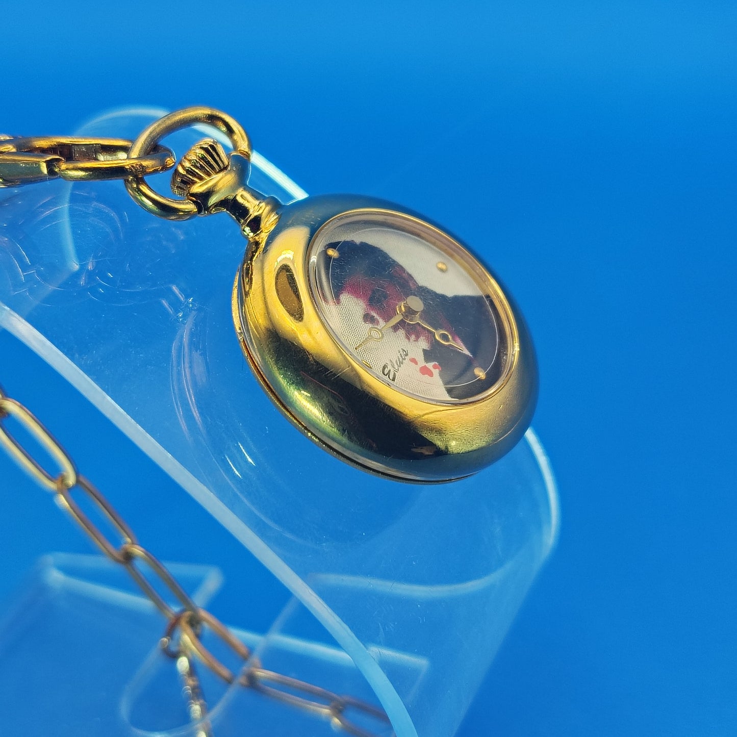 Vintage 1997 Elvis Licensed 34mm Women's Quartz Pocket Watch Heart Seconds Charm