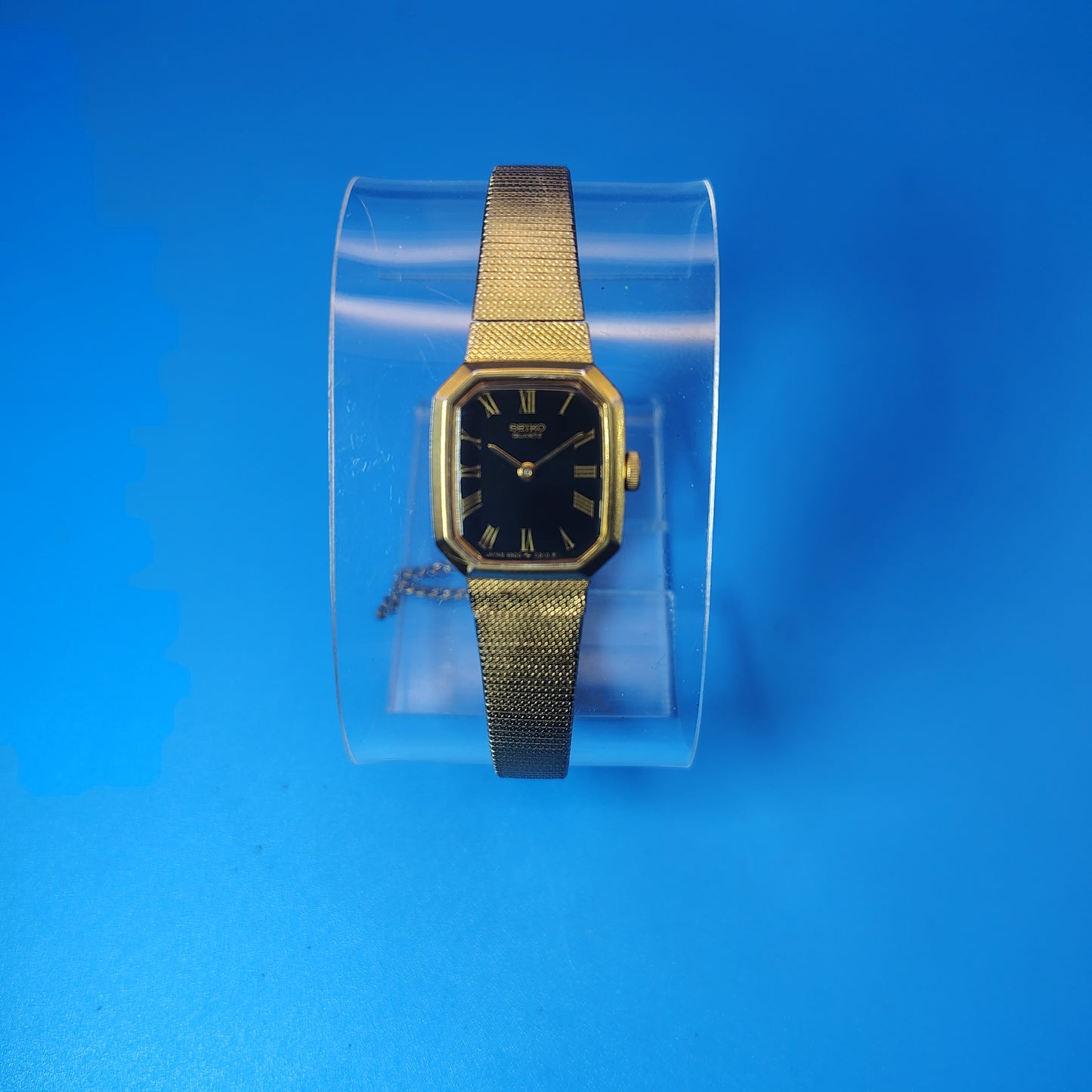 Vintage 1982 Seiko Japan 18mm Octogon  Women's Quartz Cocktail Watch Restored
