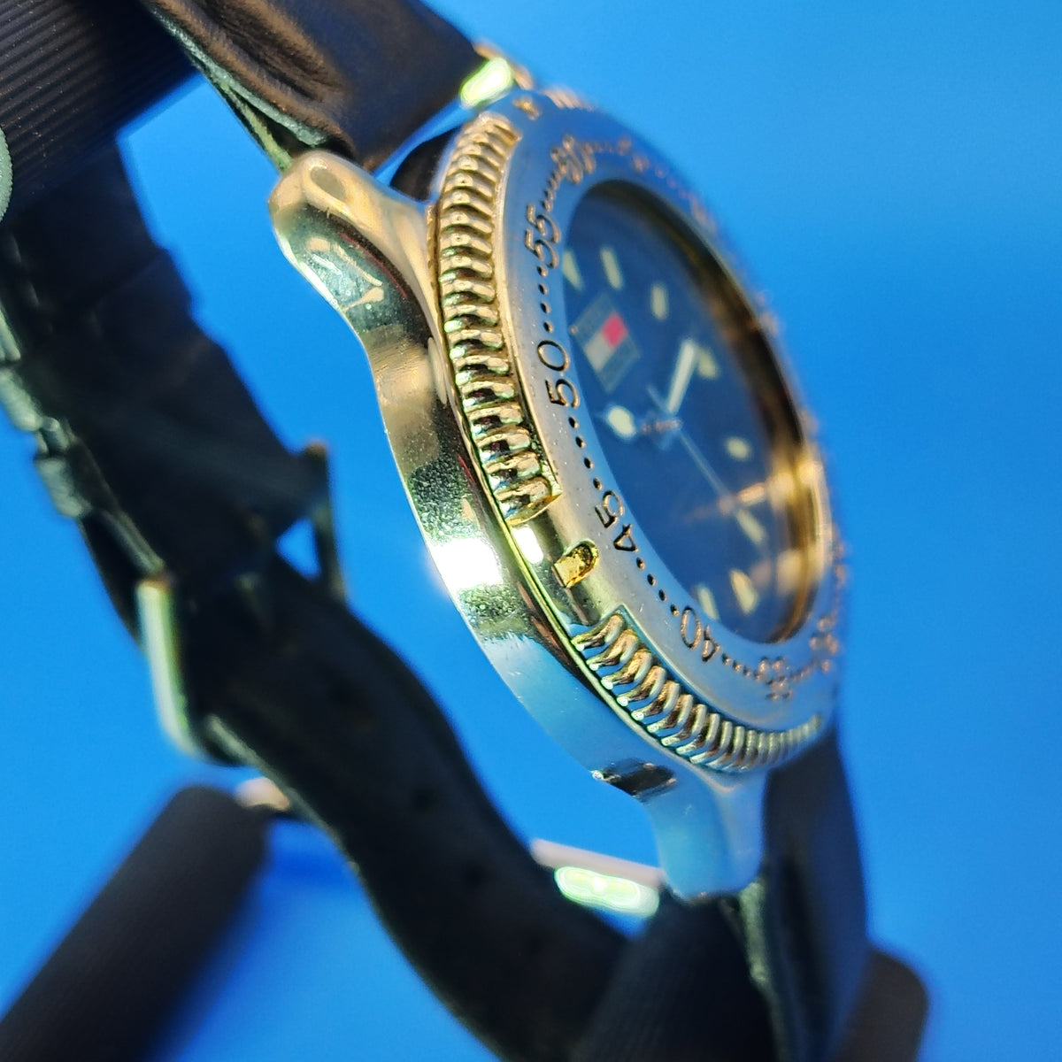 Vintage 2006 Tommy Hilfiger 1500 Professional 40mm Mens Quartz Designer Fashion Watch Restored Clearance