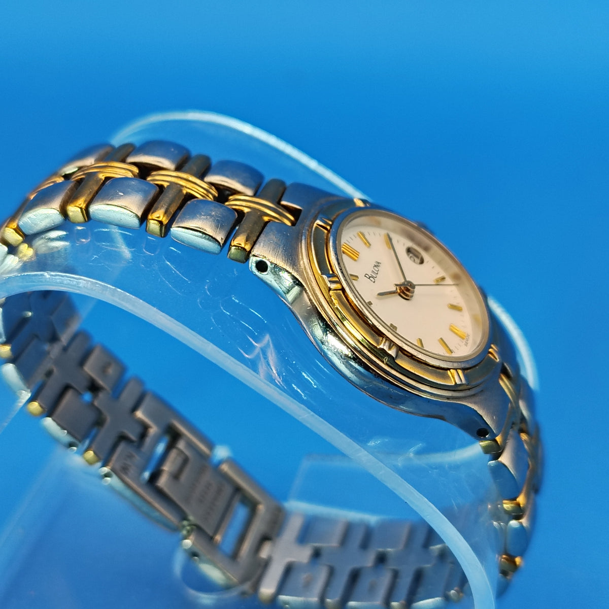Vintage 1997 Bulova 98M36 Date Two Tone 22mm Women's Quartz Luxury Watch Near Mint