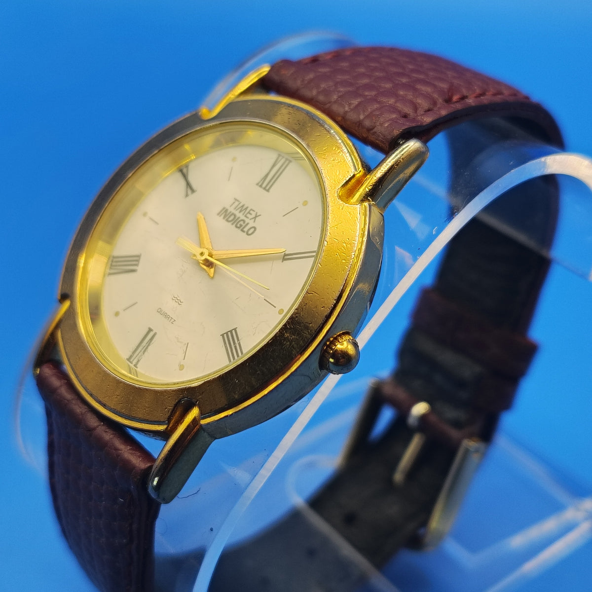 Vintage 1993 Timex Indiglo 32mm Women's Quartz Watch Crocodile Embossed Leather