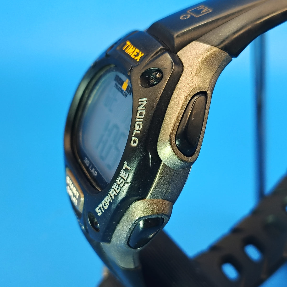 Vintage 2008 Timex INDIGLO Triathlon 40mm Mens Quartz Sports Watch 100M 30Lap Clearance
