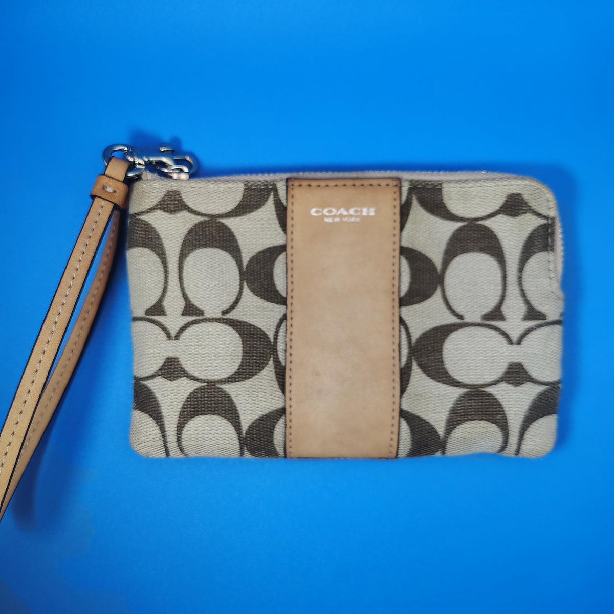 Vintage 2008 Authentic Coach Signature Canvas Women's Luxury Wristlet Wallet Bag Restored