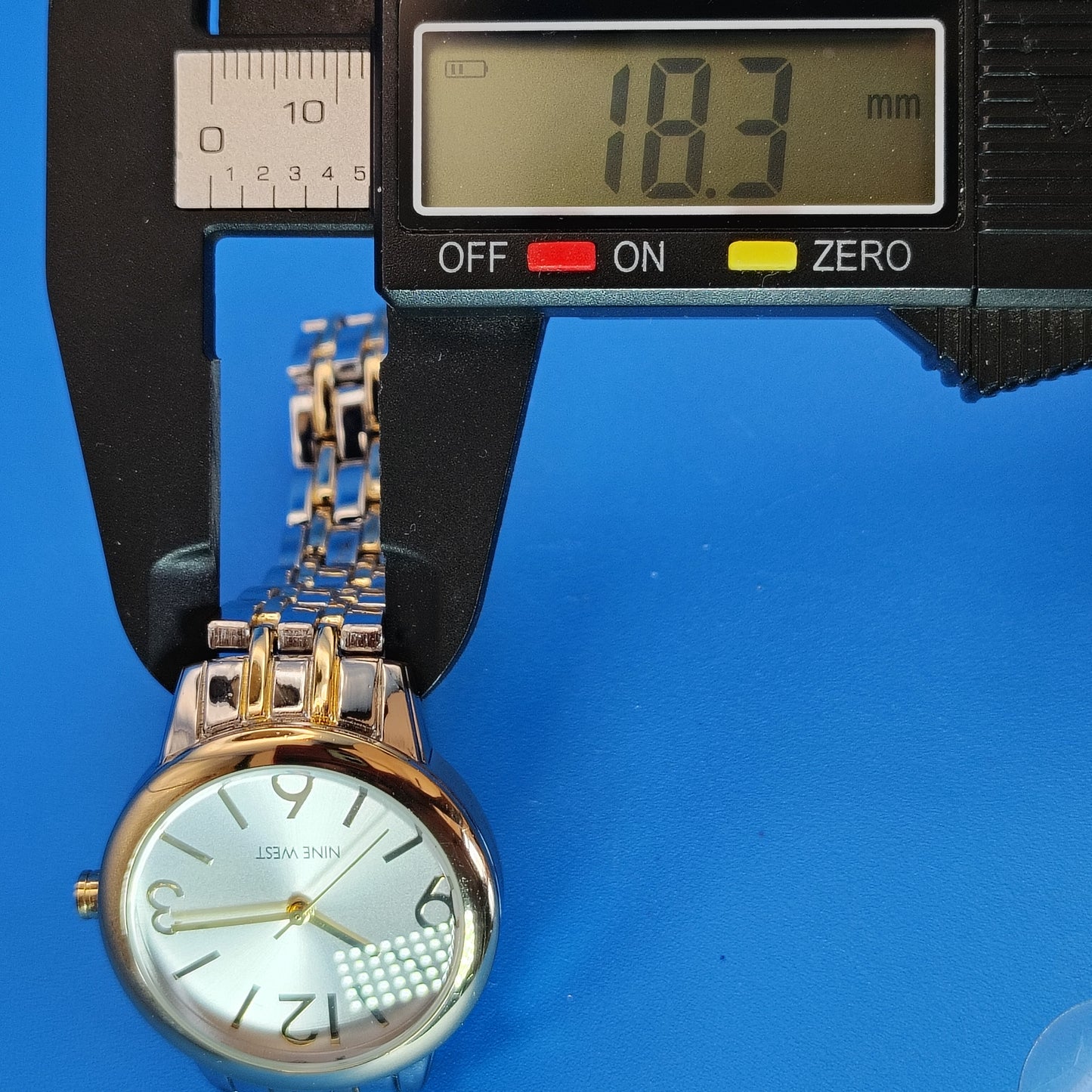 New! Vintage 2010 Nine West Two Tone  Women's Quartz Designer Fashion Watch NOS