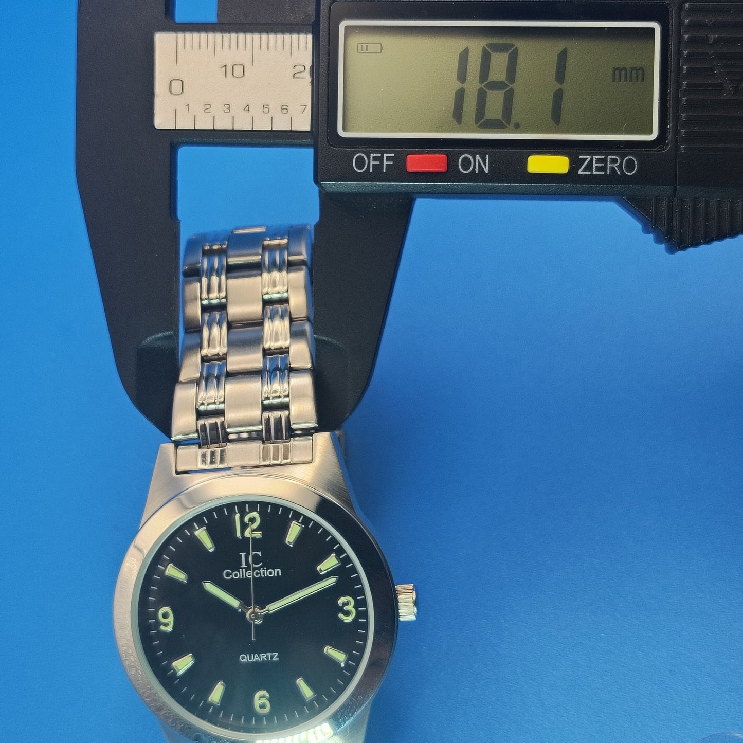 New! Vintage 2001 IC Collection 38mm Mens Quartz Fashion Dress Watch Lume *NOS