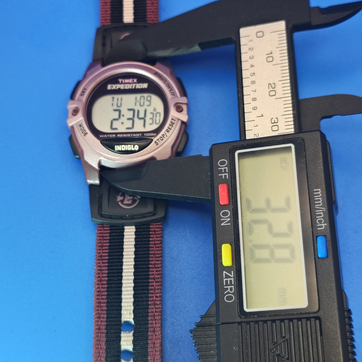 Vintage 2007 Timex Indiglo Iron Man Triathlon 35mm Women's Quartz Sports Watch