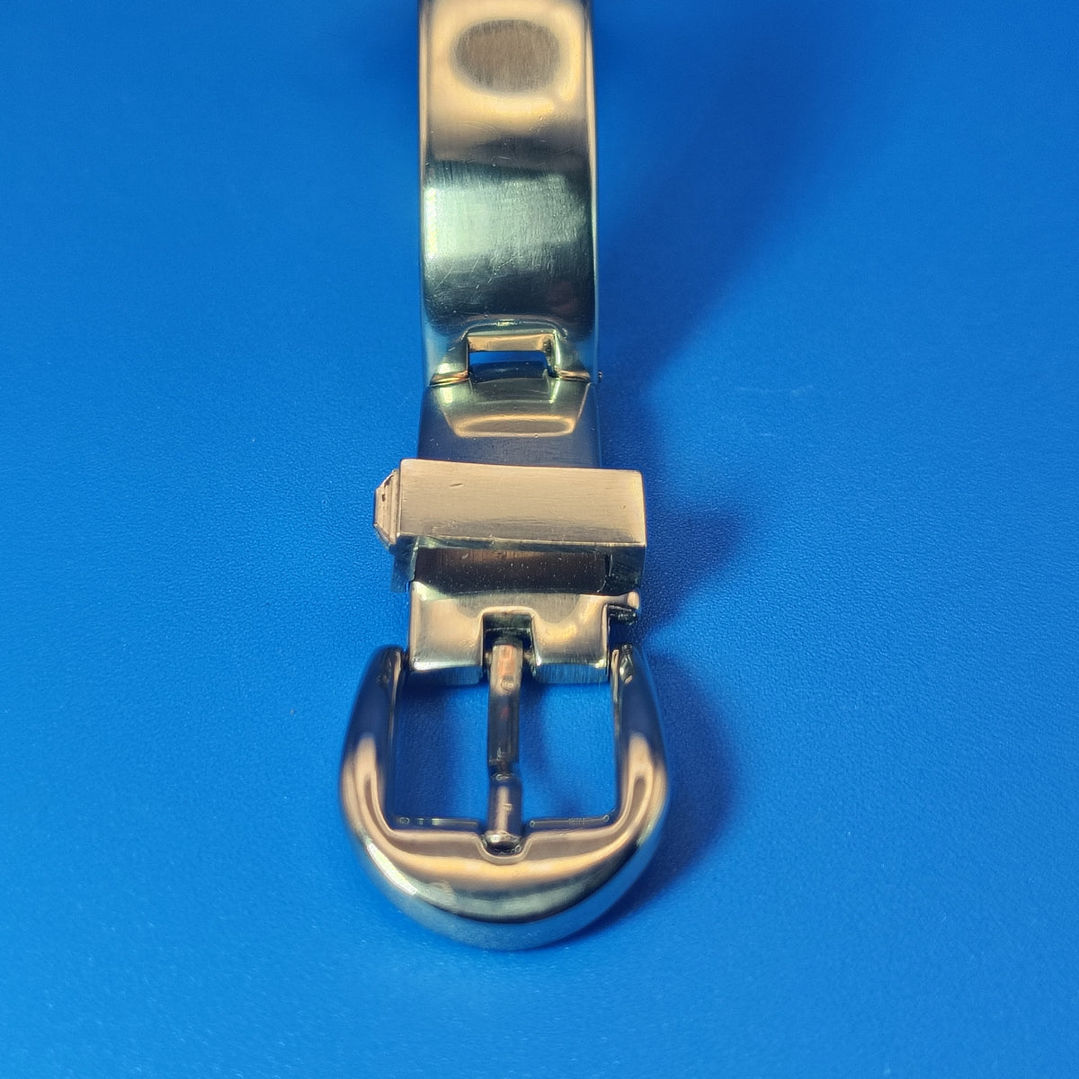 Vintage 1990 Authentic GUCCI Bangel Swiss Made Women's Quartz Luxury Watch SS Strap Fully  Restored