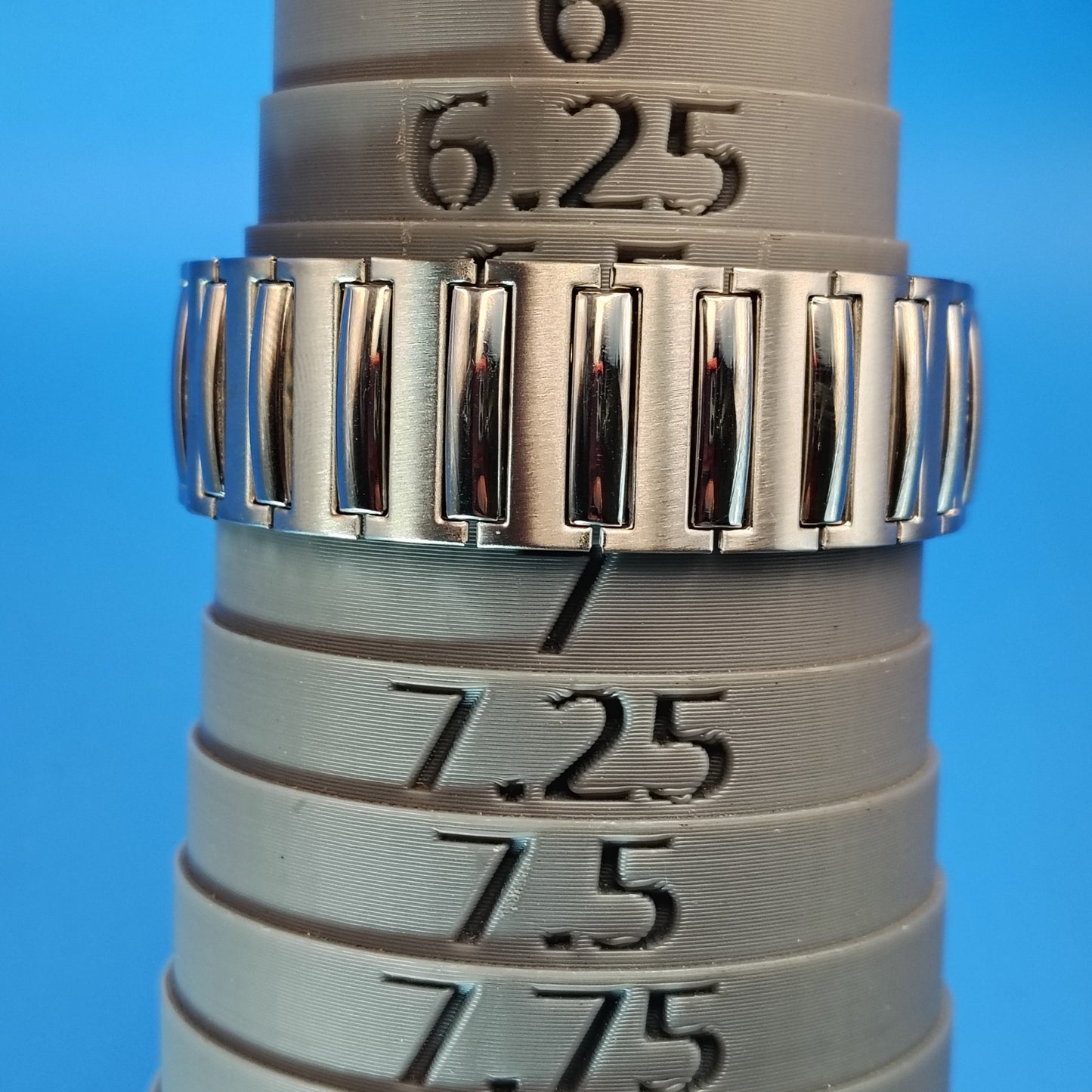 New! Vintage 2001 IC Collection Tank Mens/Unisex 36mm Quartz Dress Watch NOS