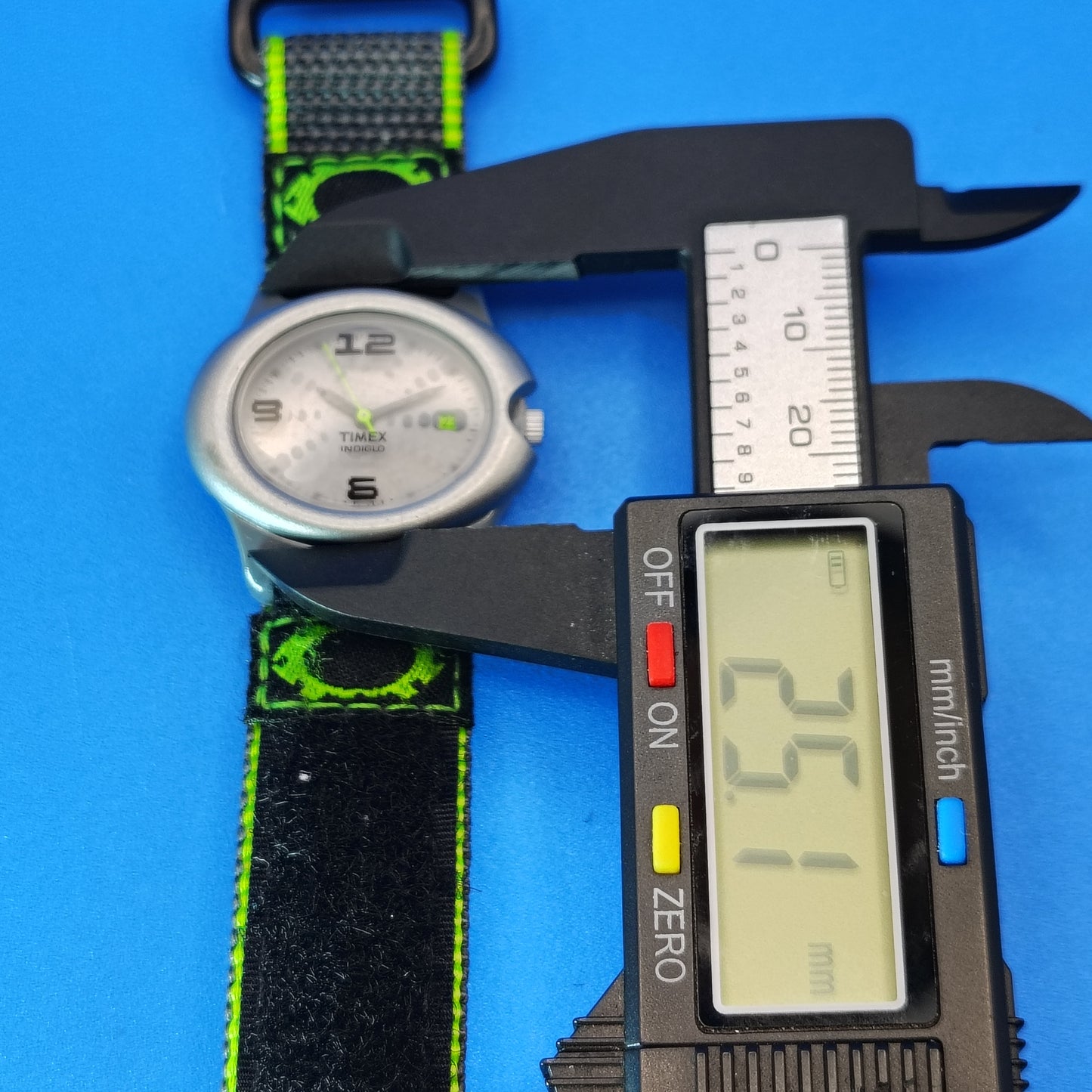 Vintage 1998 Timex Indiglo Y2K Pebble Case Date Quartz Sport Watch Restored