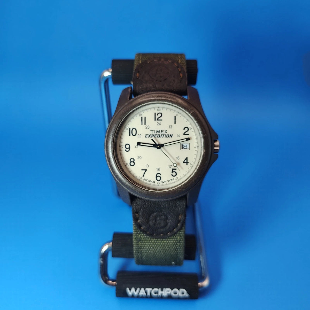 Vintage 2000 Timex Expedition Indiglo Date 38mm Mens Quartz Military Field Watch