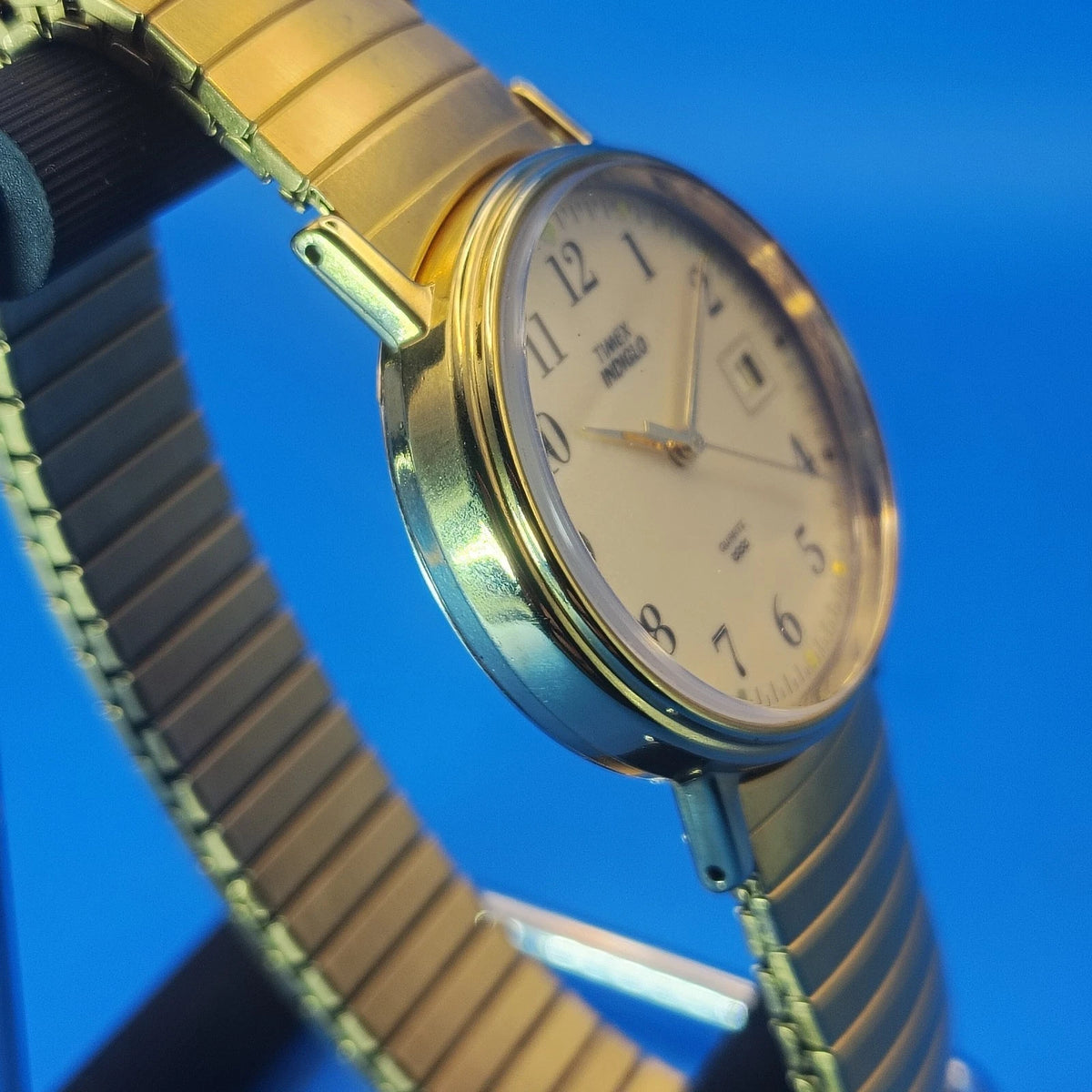 Vintage Timex Indiglo Date 34mm Mens Quartz Dress Watch Stretch Bracelet 5-8+