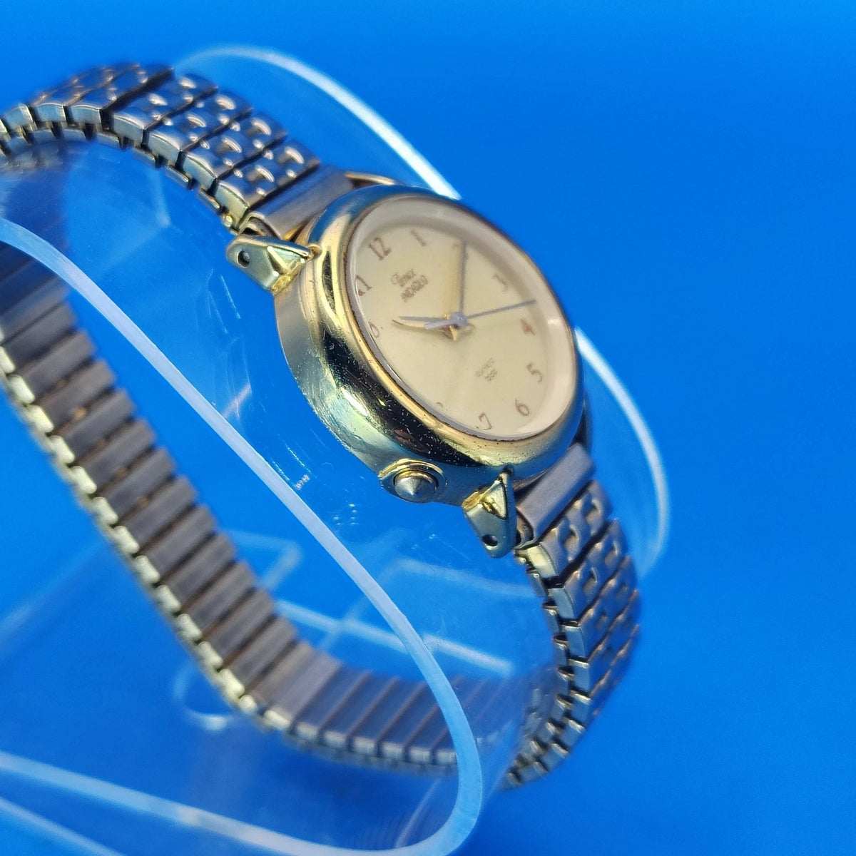 Vintage 1997 Timex Indiglo 24mm Women's Quartz Watch Stretch Bracelet Restored