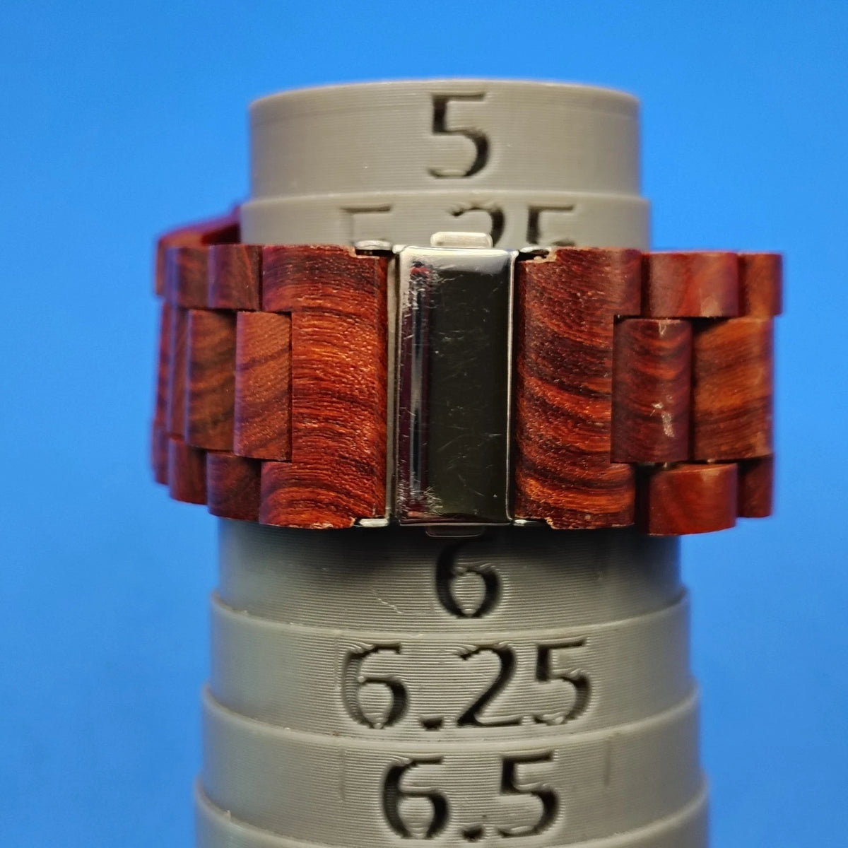 Vintage 2015 Bewell Organics Natural Redwood Eco 44mm Mens Quartz Watch
