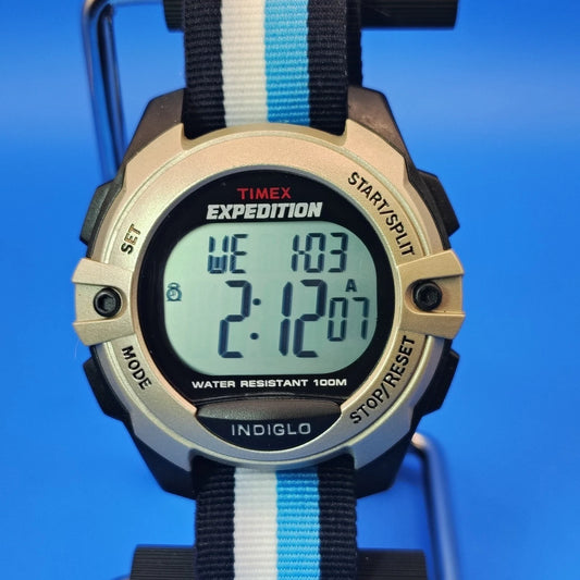 Vintage 2005 TIMEX Expedition Indiglo 38mm Mens Quartz Sport Watch 100M New Batt