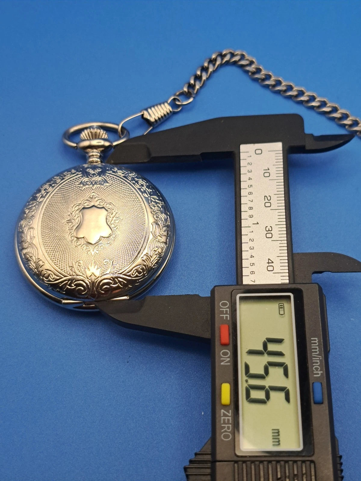Vintage 2005 Arenix Hunter Engraved 46mm Mens Pocket Watch With Chain Restored