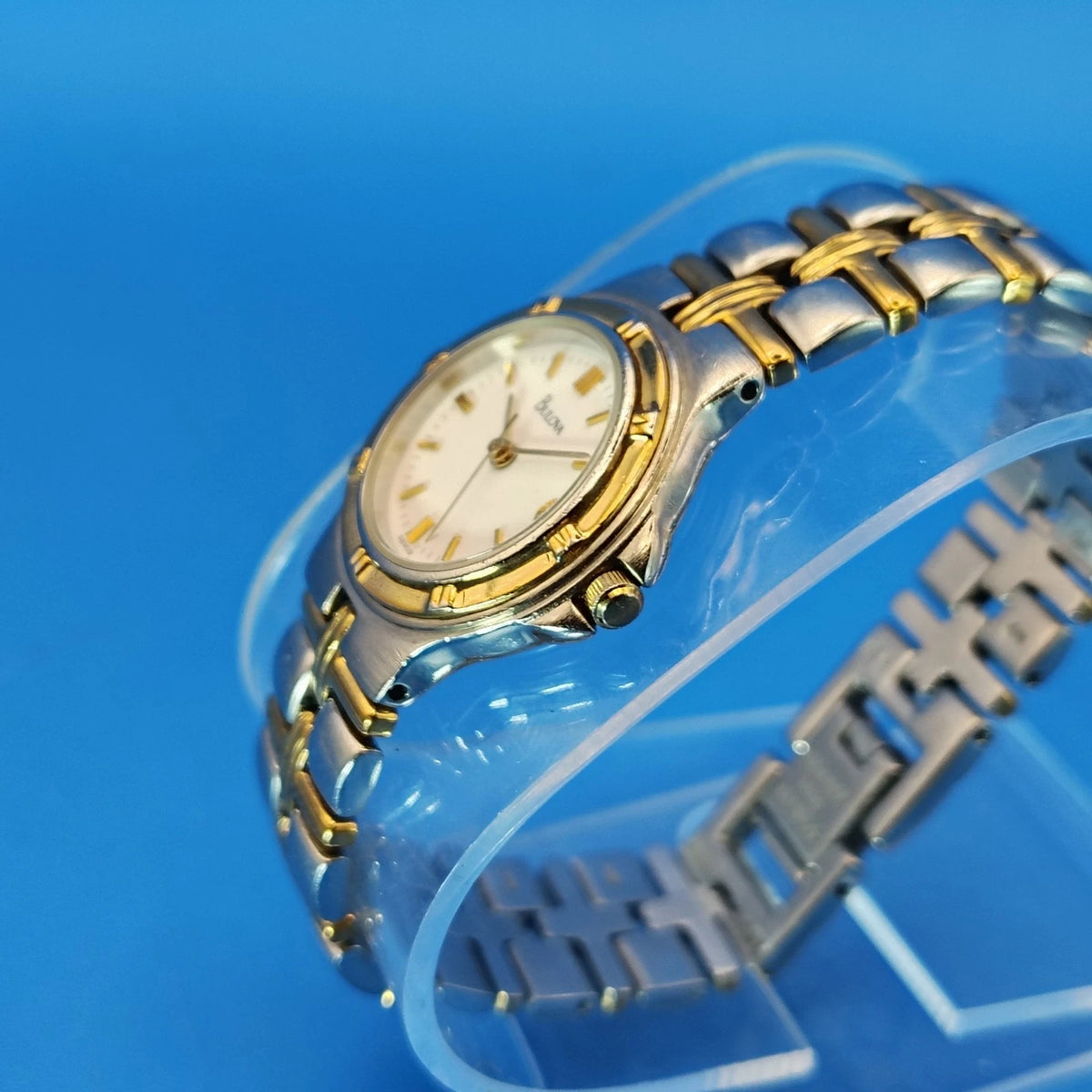 Vintage 1997 Bulova 98M36 Date Two Tone 22mm Women's Quartz Watch Near Mint