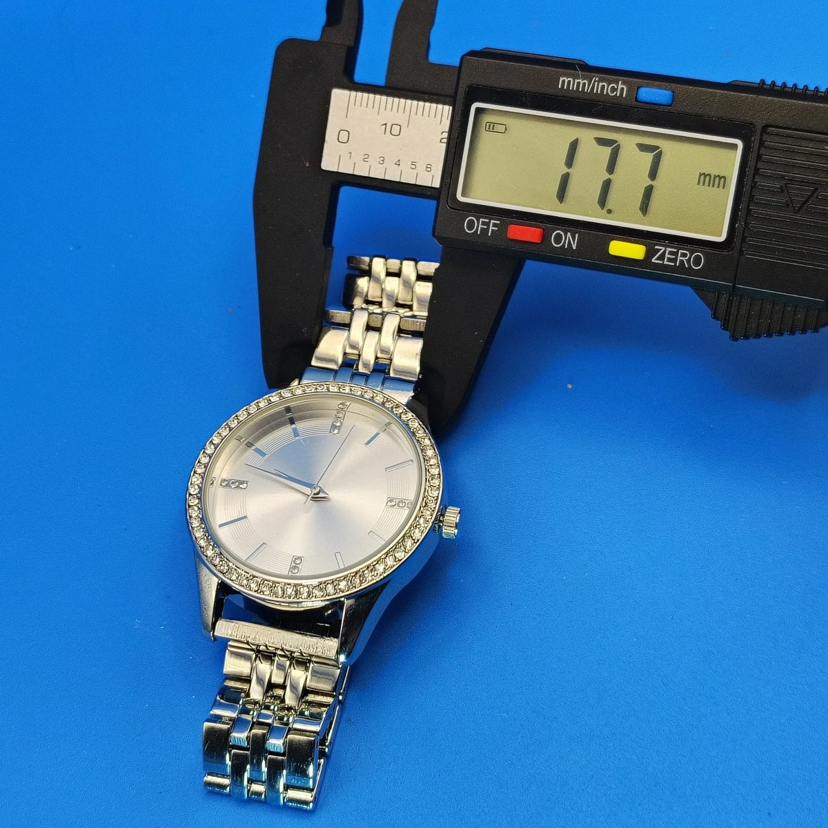 Vintage Folio 38mm Women's Quartz Fashion Watch Rhinestone Bezel New W/ Box