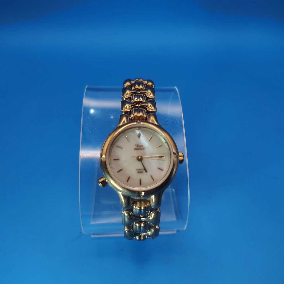 Vintage 1993 Timex Indiglo Mother of Pearl 27mm Women's Quartz Watch Size 5.5