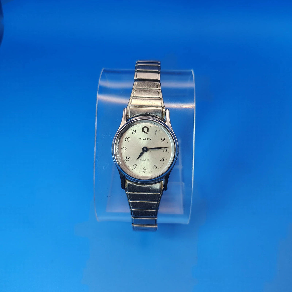 Vintage 1989 Timex 21mm Women's Quartz Watch Stretch Bracelet Stainless Steel