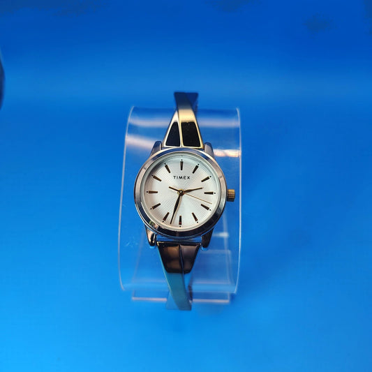 2015 Timex 24mm Two Tone Women's Quartz Watch Stretch Bracelet Near MINT